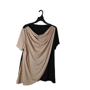 SHEIN Black and Tan Asymmetrical Draped Short Sleeve Tee